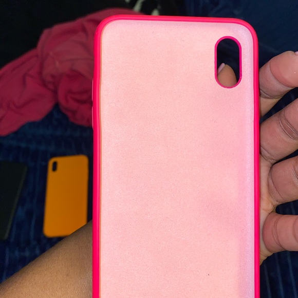 iPhone XS Max silicone case - Picture 2 of 2